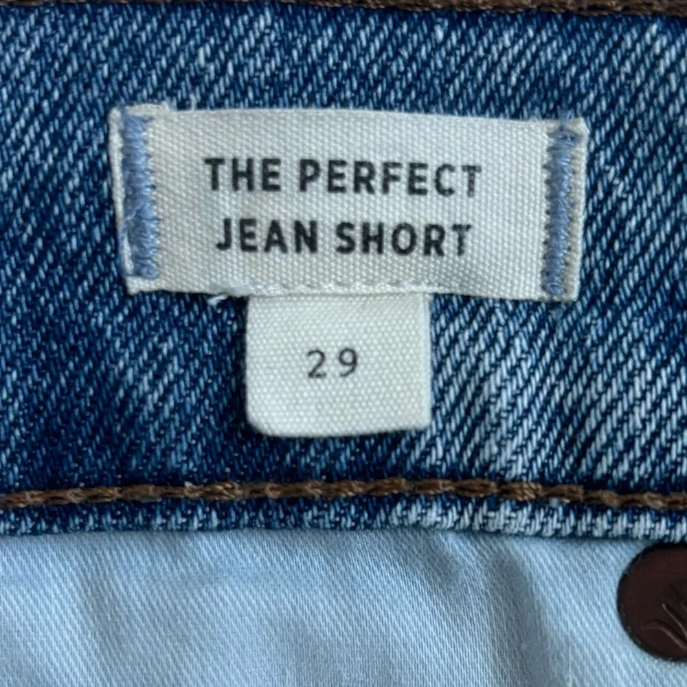 Madewell The Perfect Jean Shorts High Rise Raw Hem Denim Size 29 Style MC647